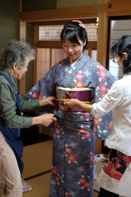 【講師】通過日本傳統文化的和服重新審視生活和心靈 | 多美人物故事