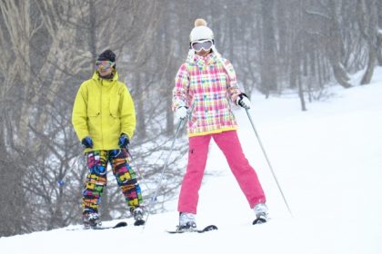 Ski experience at the foot of Chubu Mountain National Park (with ski guide)