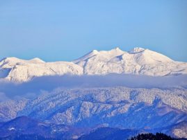 Ski experience at the foot of Chubu Mountain National Park (with ski guide) | Business Trip