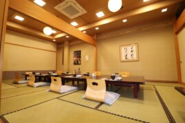 Experience the tatami room culture at a Japanese restaurant | Nature/Cultural Experience