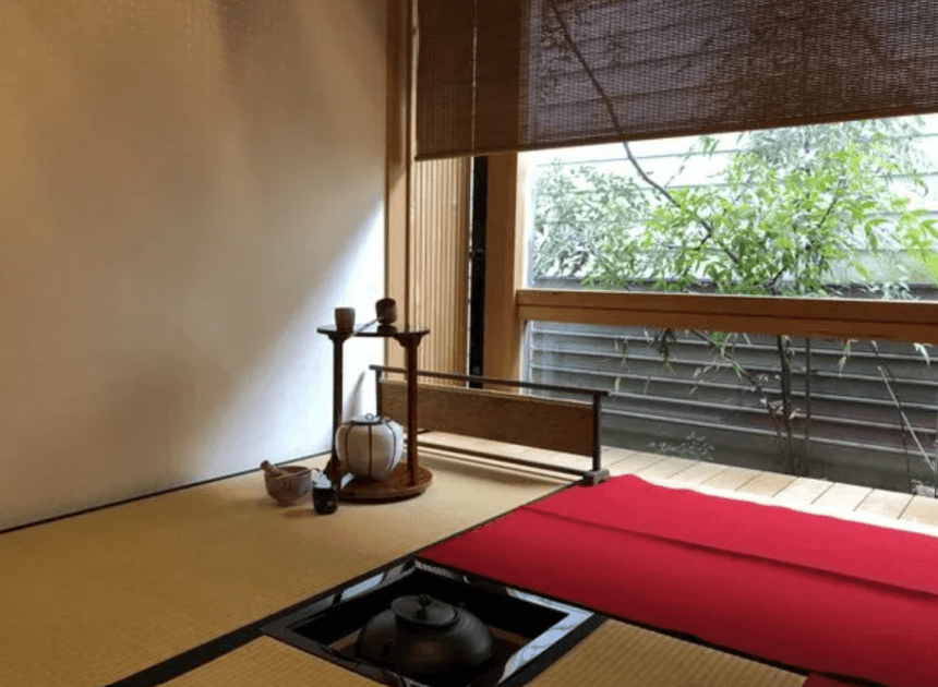 Koito-yaki tea bowl from Hida Takayama and Hida matcha + Tea ceremony experience at a long-established teahouse | Fermented Food & Craft Experiences